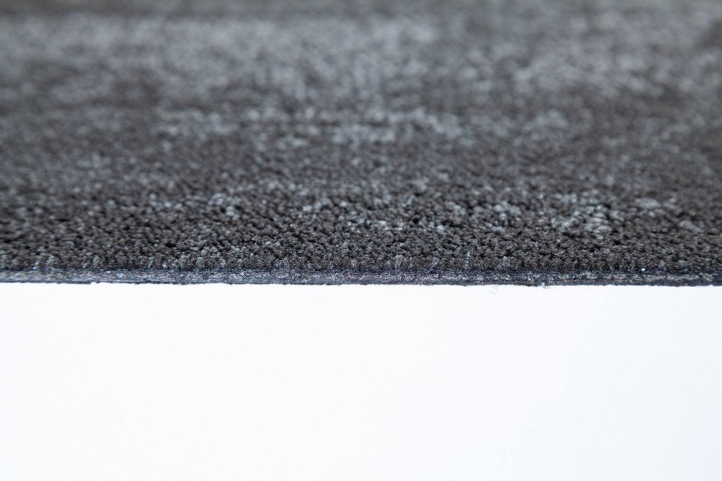 Ковровая плитка Associated Weavers Marathon Tile цвет 78 1000×250×6